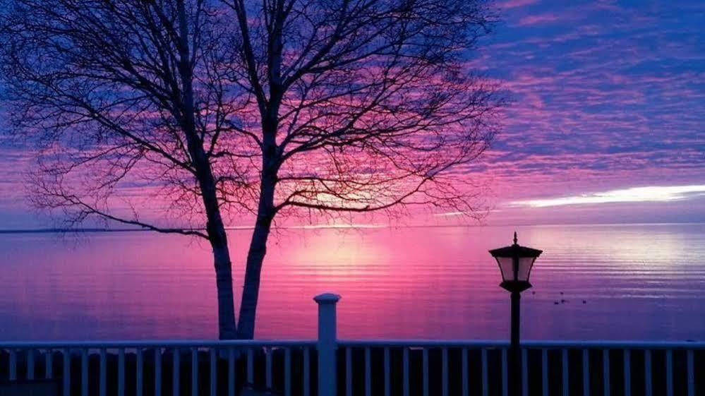 Baymont By Wyndham St. Ignace Lakefront Eksteriør billede